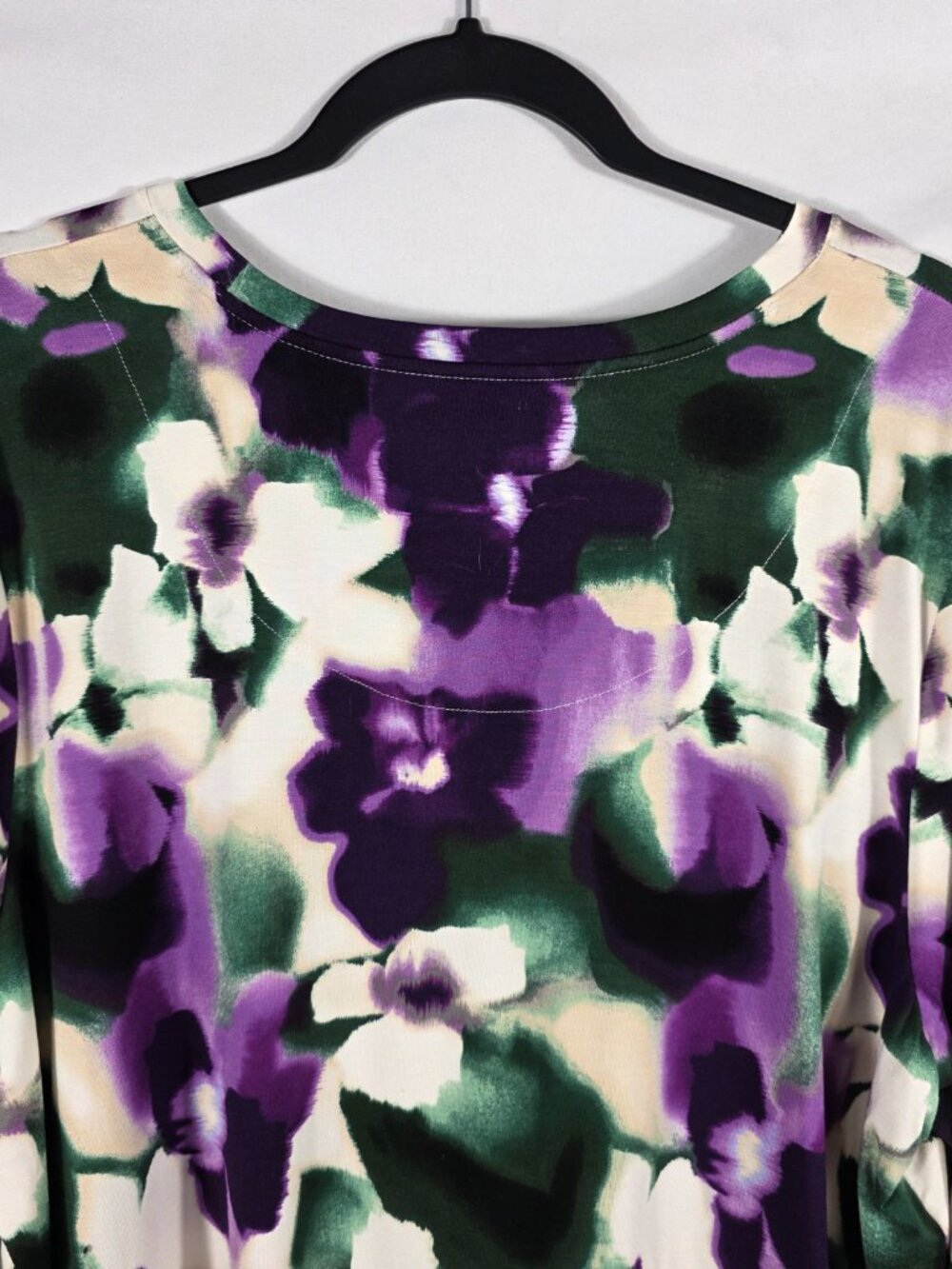 Chico's Size 4 Long Sleeve Touch of Cool Layer Tee Size XXL Purple Floral NEW - Picture 9 of 11